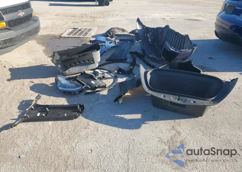 2020 Tesla Model Y from USA, damaged, VIN 5YJYGDEF1LF034814